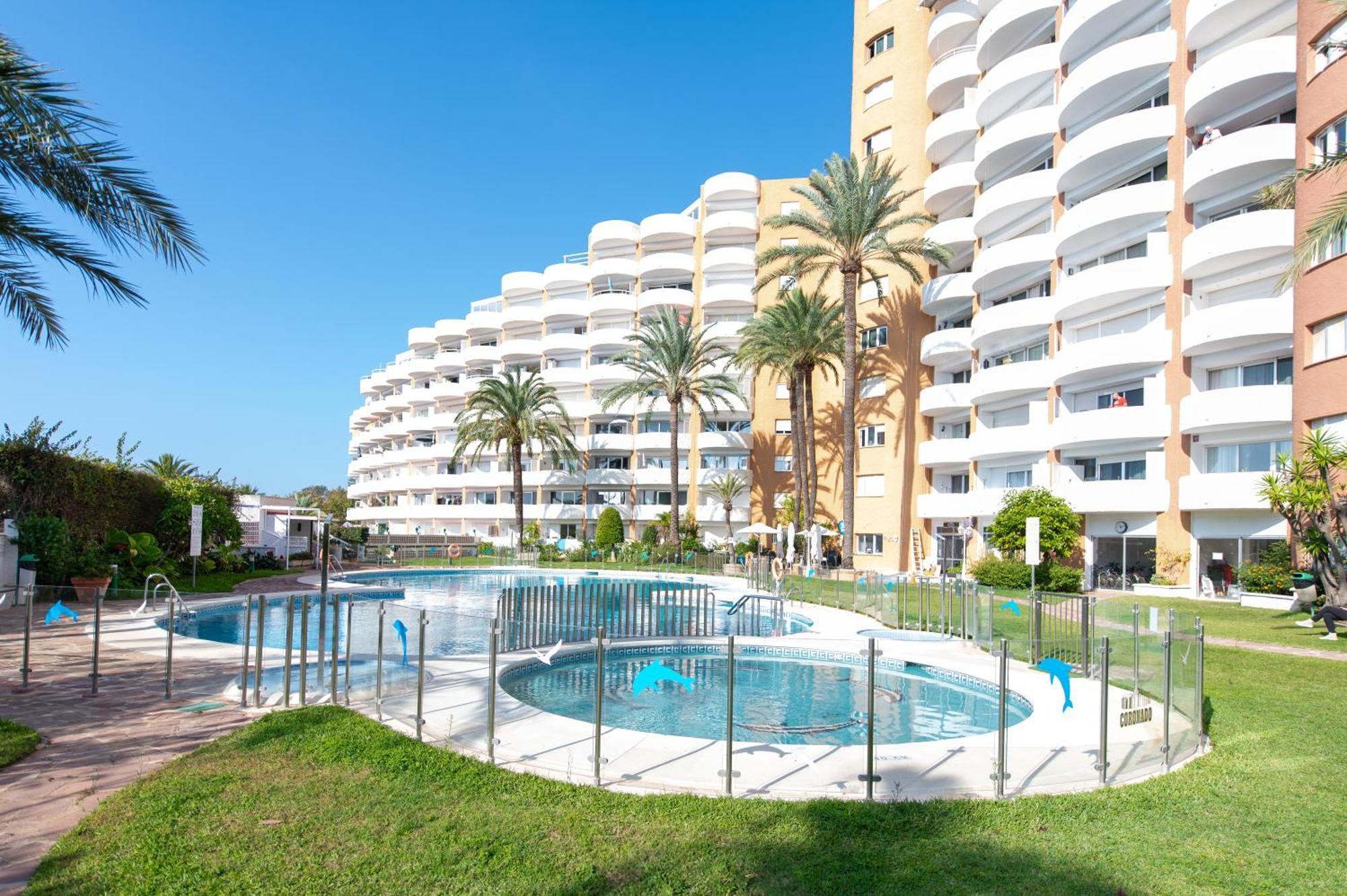 Moderno Estudio Y Piscina A 50 Metros De La Playa