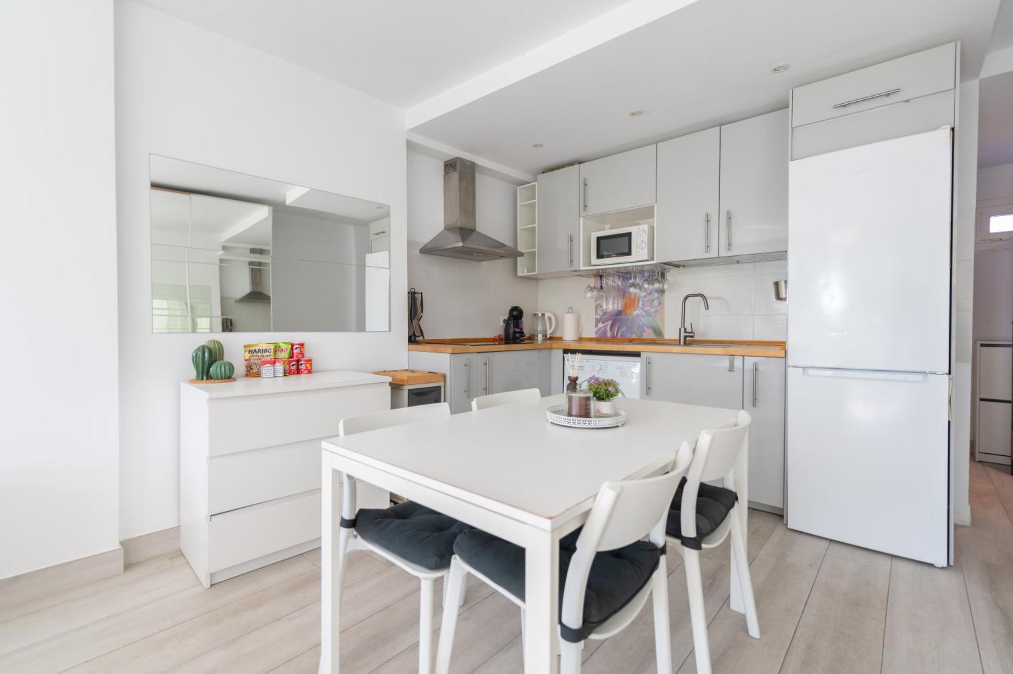 Moderno Estudio Y Piscina A 50 Metros De La Playa * Marbella